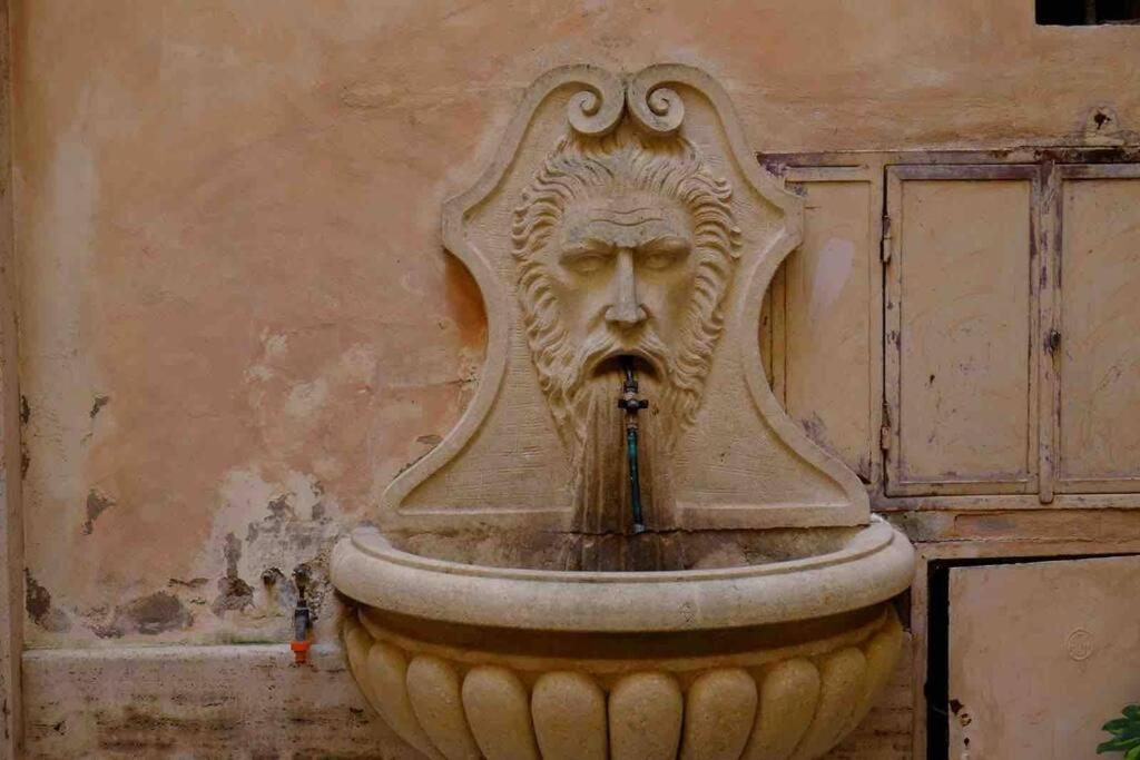 Beautiful Next To Piazza Di Spagna * Rom